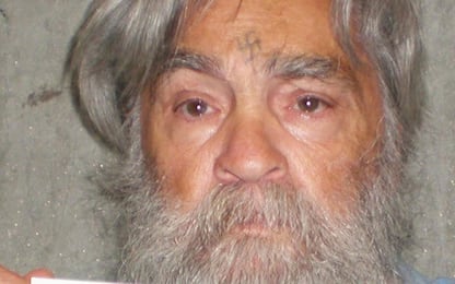 Charles Manson fuori dal carcere: è ricoverato in ospedale