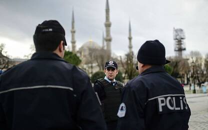 Sparatoria in Turchia: ucciso un assalitore, un secondo è in fuga