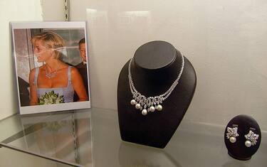 All'asta la celebre collana di Lady Diana. E' stimata 11 mln di euro