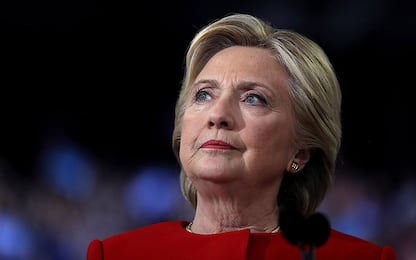Usa, Hillary Clinton torna in video: "Convinta che il futuro è donna"