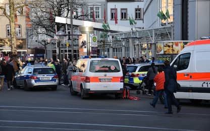 Germania, auto sulla folla: il colpevole piantonato in clinica
