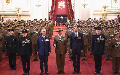 I Reali onorano i Royal Gurkha Rifles