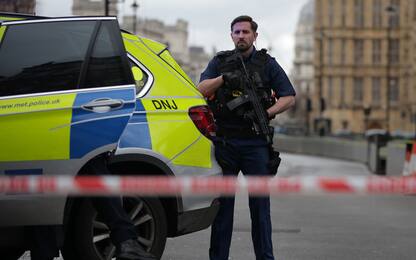 Londra, secondo arresto per l’attacco sventato a Buckingham Palace
