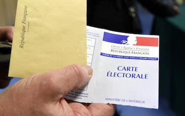 lapresse_elezioni_francesi