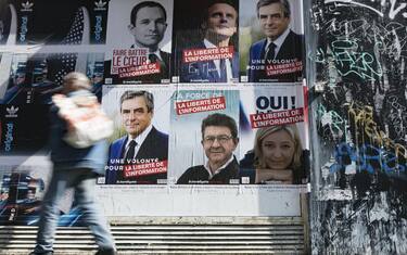 Francia: Macron e Le Pen in calo, recuperano Fillon e Mélenchon <br>