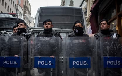 Turchia, oltre mille arresti in retata contro rete di Gulen