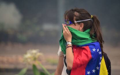 Venezuela, donne in piazza contro la repressione di Maduro