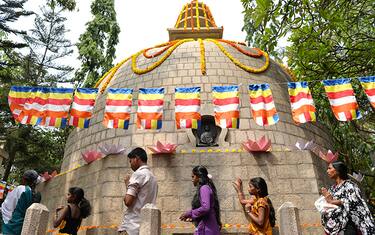 Nepal, si celebra il Vesak Day