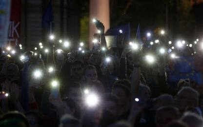 Ungheria, migliaia in piazza