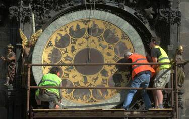 GettyImages-orologio_astronomico_praga_3