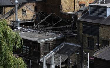 1GettyImages_Londra_incendio_Camden_Market