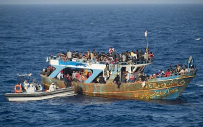 Migranti, Frontex: sostenere Italia, affronta pressione straordinaria