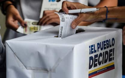 Referendum dell'opposizione in Venezuela, 1 morto e diversi feriti