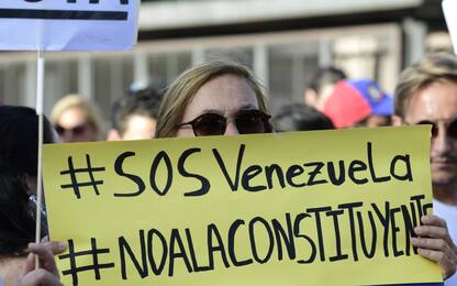 Venezuela, la polizia arresta due leader dell'opposizione 