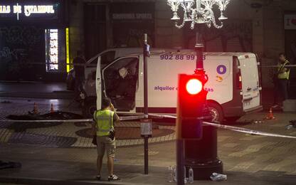 Barcellona, il furgone dell'attentato