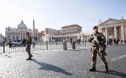 Isis, minacce al Papa e invito ai jihadisti a colpire l’Italia