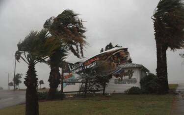 Usa, uragano Harvey declassato a tempesta: 200mila case senza corrente