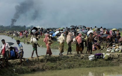 Unicef: 400mila rohingya fuggiti dalla Birmania. Il 60% sono bambini