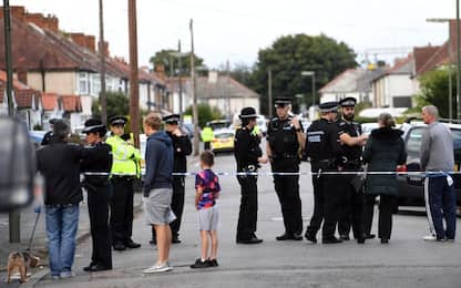 Attentato Londra: arrestato 18enne a Dover. Blitz polizia nel Surrey