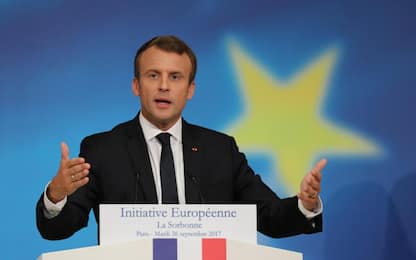 Macron alla Sorbona: "Rifondiamo l'Ue, non cedo a chi promette odio"