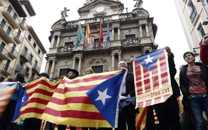 Referendum Catalogna, sigilli a 1.300 seggi. Spari nella notte