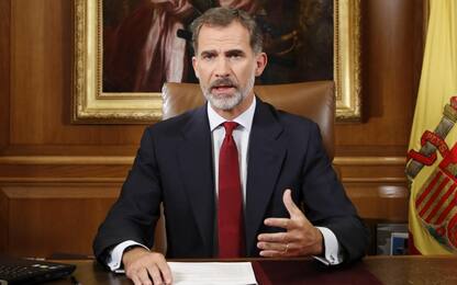 Catalogna, re Felipe di Spagna: "Slealtà inaccettabile"