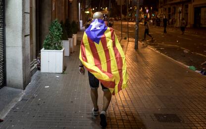 Catalogna, lunedì Parlamento voterà indipendenza. Madrid: "Reagiremo"