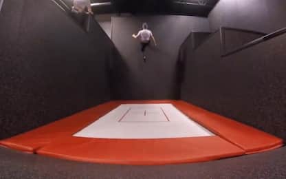 Stati Uniti, i salti sul tappeto elastico che sfidano gravità. VIDEO