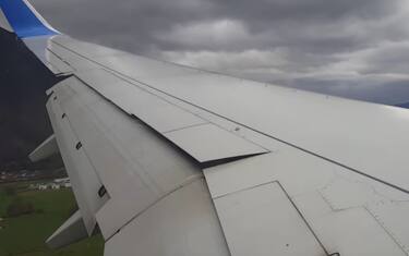 incidente-aereo-austria-video