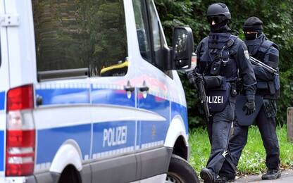 "Pianificava un attentato", arrestato 19enne in Germania