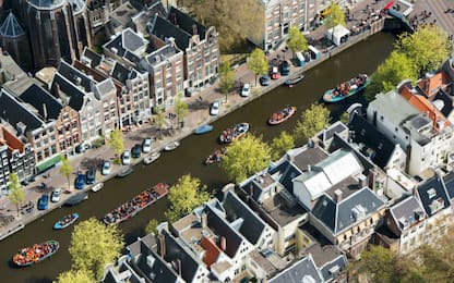 Turismo, troppi visitatori: Amsterdam non ne può più