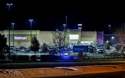 Spara in supermercato in Colorado: 3 morti. Arrestato un sospettato