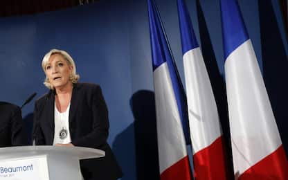 Lo scandalo molestie arriva in Francia: accuse al Front National