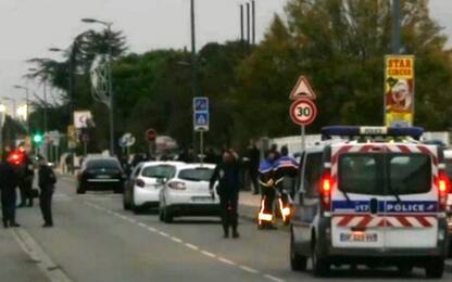 Francia: auto contro studenti, 3 feriti a Tolosa. "Non è terrorismo”