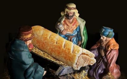 I Re Magi adorano un hot dog al posto di Gesù, Greggs chiede scusa