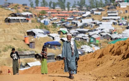 Rohingya, Medici senza frontiere: 6.700 uccisi in un mese 