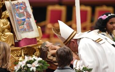 Papa Francesco: è Gesù che dà a tutti il documento di cittadinanza