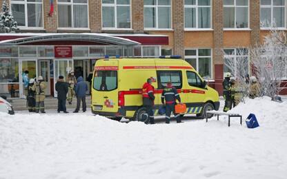Russia, rissa con coltelli in una scuola a Perm: diversi feriti