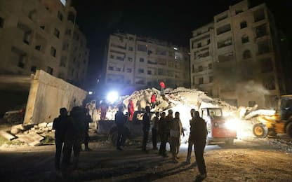 Siria, decine di morti per raid governativi sui ribelli a Idlib