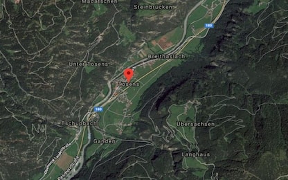 Auto si scontra con un tir in Austria: morti due 20enni italiani