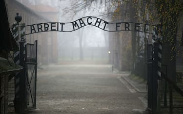 GettyImages_Auschwitz_ingresso_campo