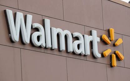 Usa: Walmart vieta la vendita di armi agli under 21