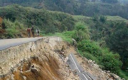 Terremoto Papua Nuova Guinea, 100 morti