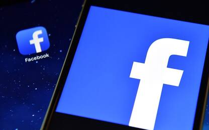 Facebook testa il 'downvote' per i commenti negativi