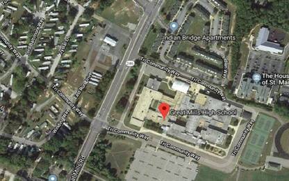 Sparatoria in una scuola del Maryland: morto l'assalitore, due feriti