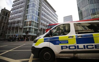 Accoltellamento a Londra, ucciso 15enne: tre adolescenti arrestati