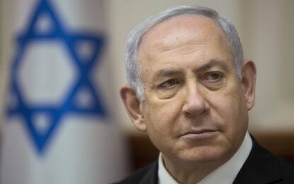 Israele, la polizia chiede di incriminare il premier Netanyahu