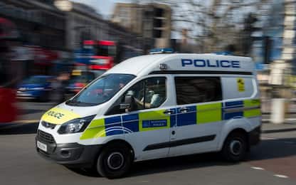 Londra, 17enne ucciso per strada. Nel 2018 più di 60 omicidi
