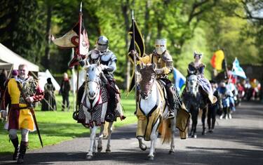 1GettyImages-campionati-battaglia-medievale