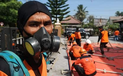 Indonesia, erutta il vulcano Monte Merapi: ordinata evacuazione